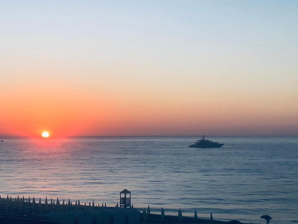 Mansarda Sul Mare Apartman Mascali Kültér fotó
